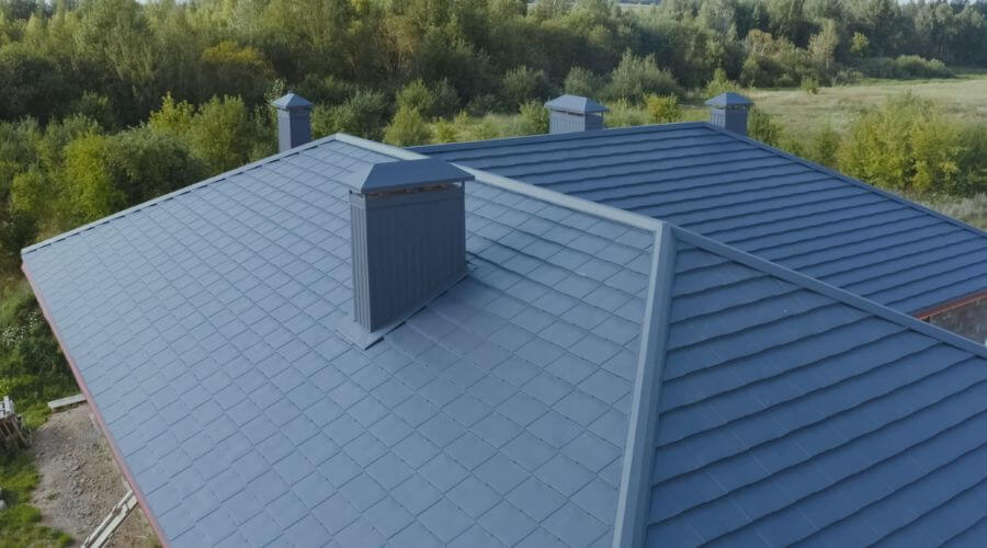 Professional gutter cleaning in Prairie View, KS
